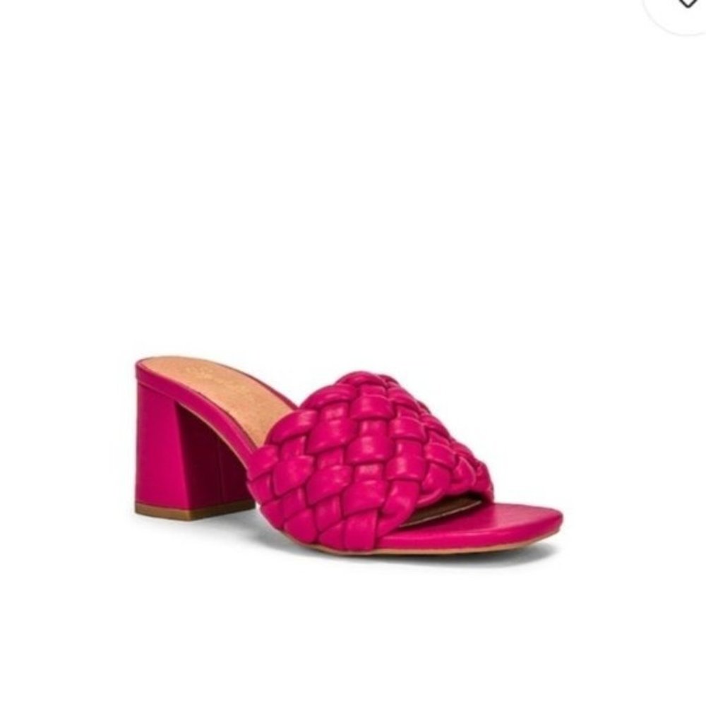 Seychelles Connoisseur Mule Sandal in Fuchsia Leather